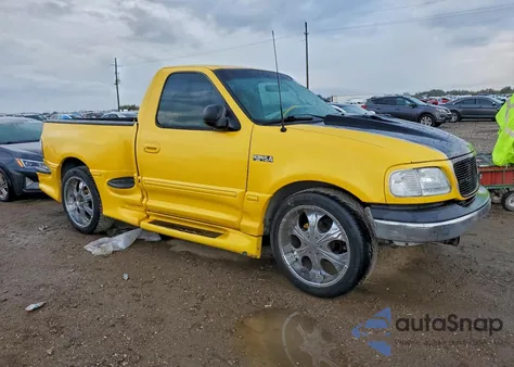2002 Ford F150 z USA, uszkodzony, nr VIN 1FTRF07L82KB69132